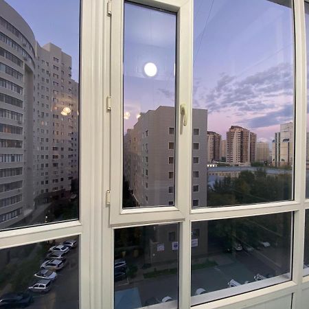 Apartment in the city centre Astana Eksteriør billede